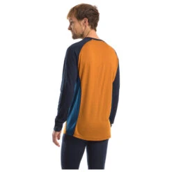 Stoic Merino180 BjoernenSt. II L/S - Merino Base Layer -Stoic Store stoic merino180 bjoernenst ii l s merino base layer detail 12