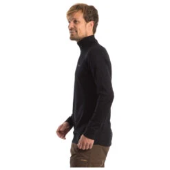Stoic Merino180 BjoernenSt. Turtle Neck - Merino Base Layer -Stoic Store stoic merino180 bjoernenst turtle neck merino base layer detail 11