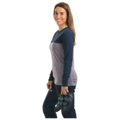 Stoic Women's Hemp30 ValenSt. L/S - Longsleeve -Stoic Store stoic womens hemp30 valenst l s longsleeve detail 11