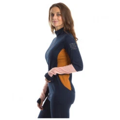 Stoic Women's MerinoMesh150 BensjonSt. II L/S Half Zip - Merino Base Layer -Stoic Store stoic womens merinomesh150 bensjonst ii l s half zip merino base layer detail 11